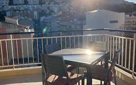 F4 120 M2 10 Minutes A Pieds Du Vieux Nice
